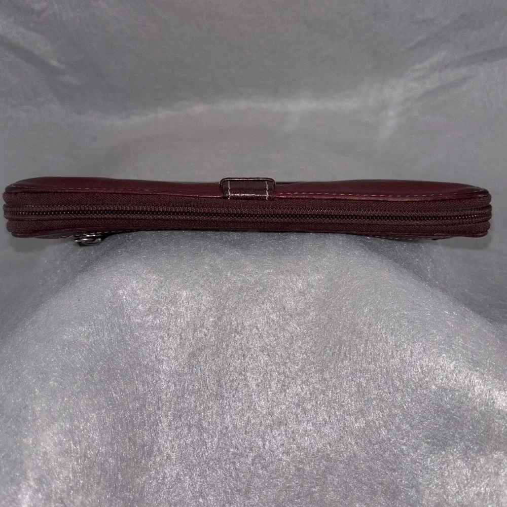TIGNANELLO Two Tone Burgundy Leather Zip Around Wallet  Card Slots Key Ring EUC